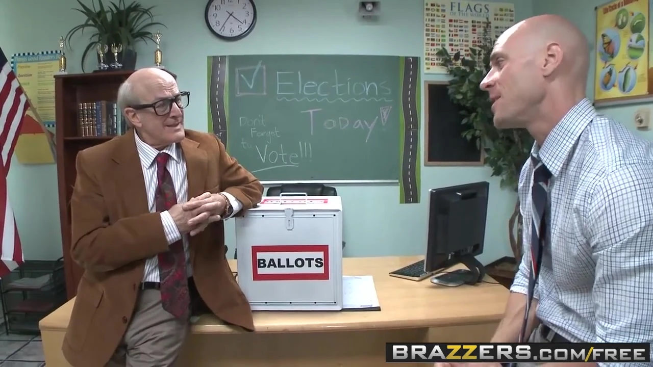 Brazzers – Big Tits at School – Jessie Rogers Johnny Sins –