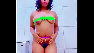 Hot Shower Show with Bagzkizz