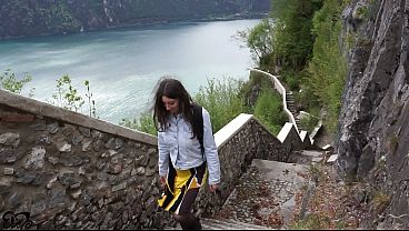 Ingoio con vista lago alla rocca medievale!